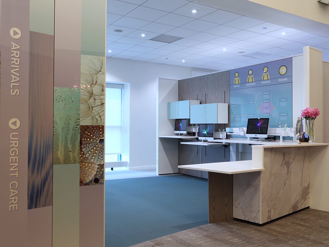 Connext, 2016, DIRTT, Pigott, Commercial Interior Design, DIRTTbags, Embedded Screens