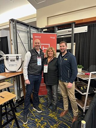 Falk booth