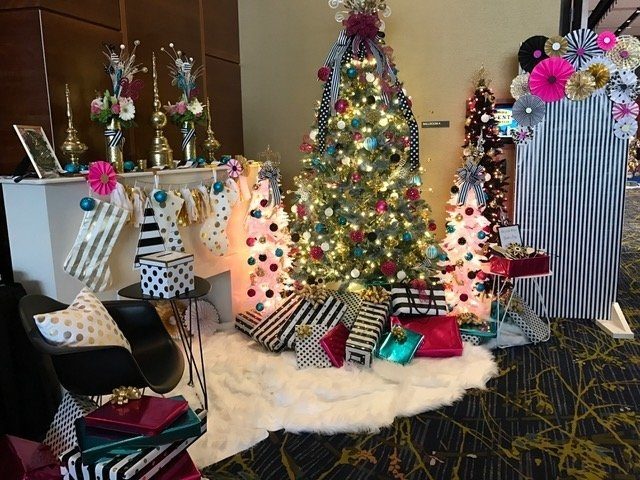 2016 Festival of Trees Pigott Display